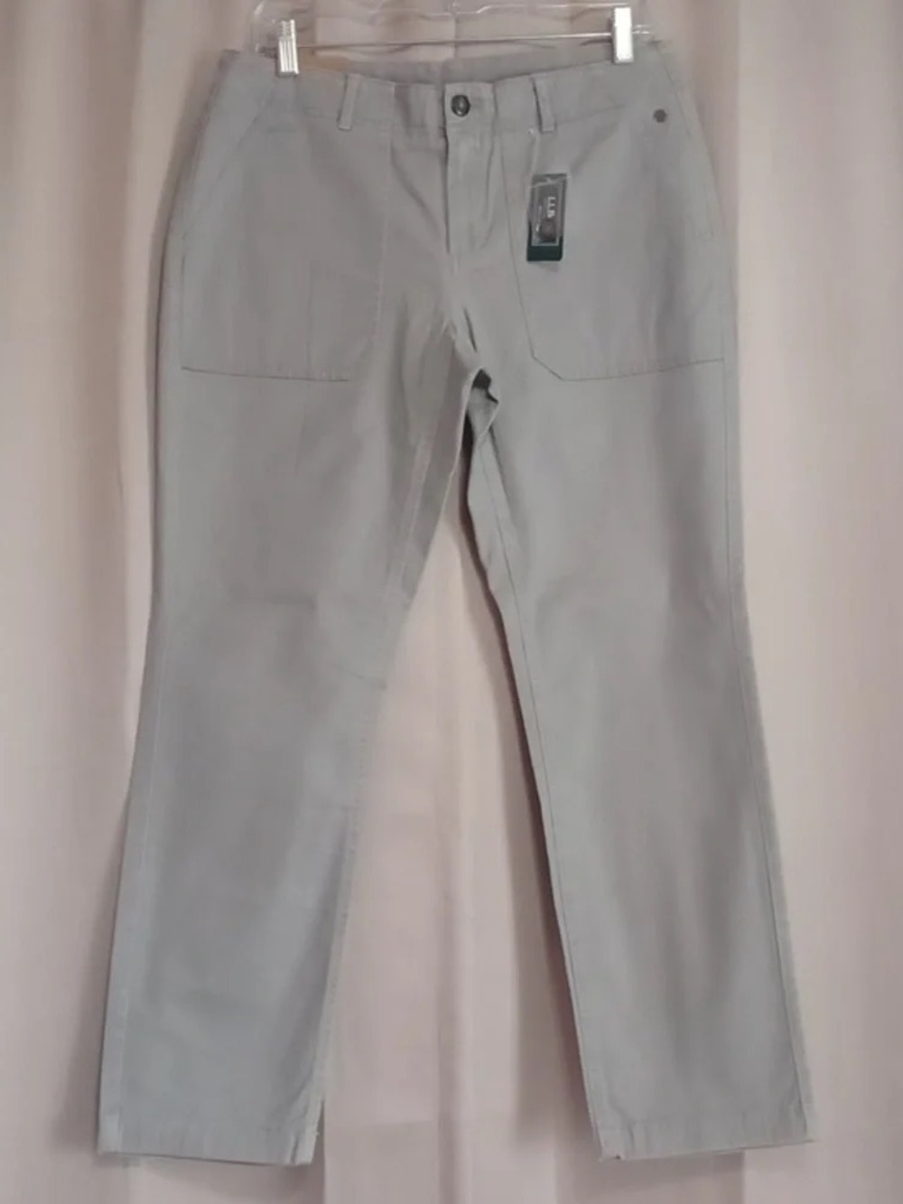 Women's Straight-Leg Pants in Light Gray